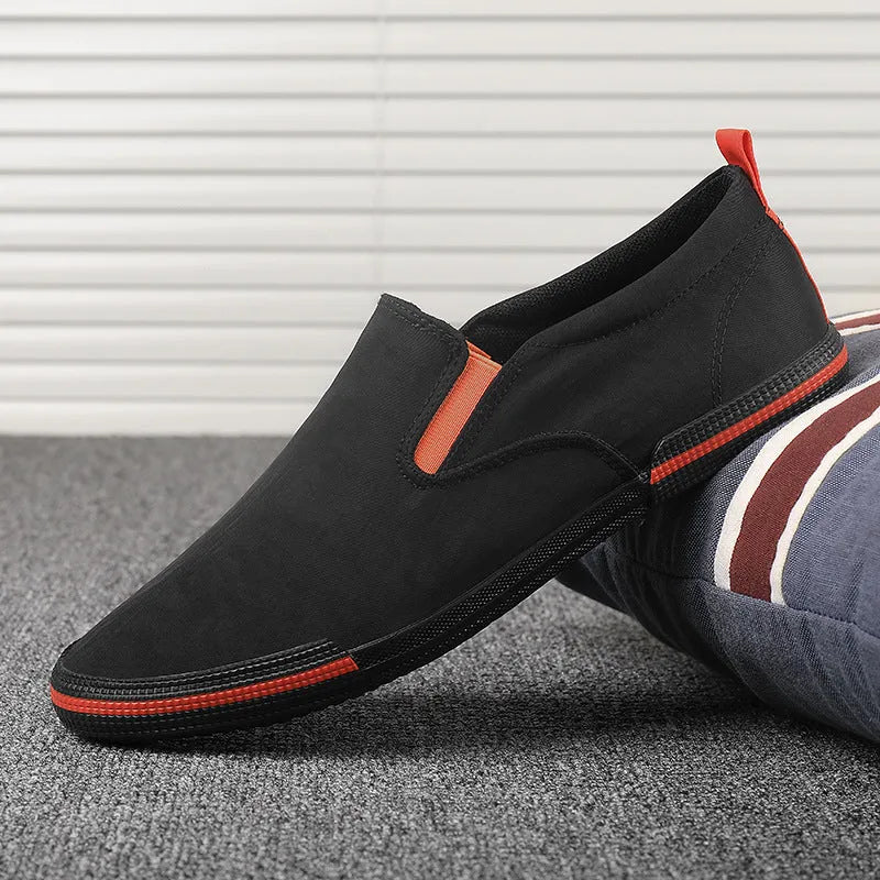 Men's canvas casual shoes in grey colour with vulcanised rubber sole and cotton lining
