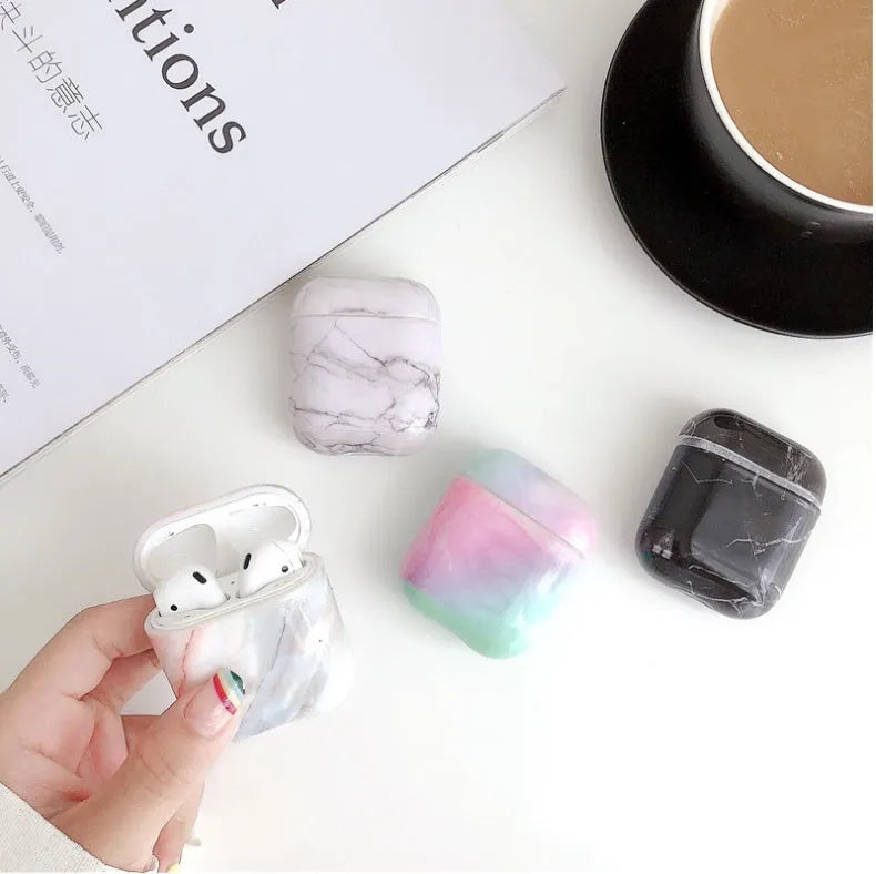 White Marble pattern hard PC protective cover for Apple AirPods 1 and 2 charging case.