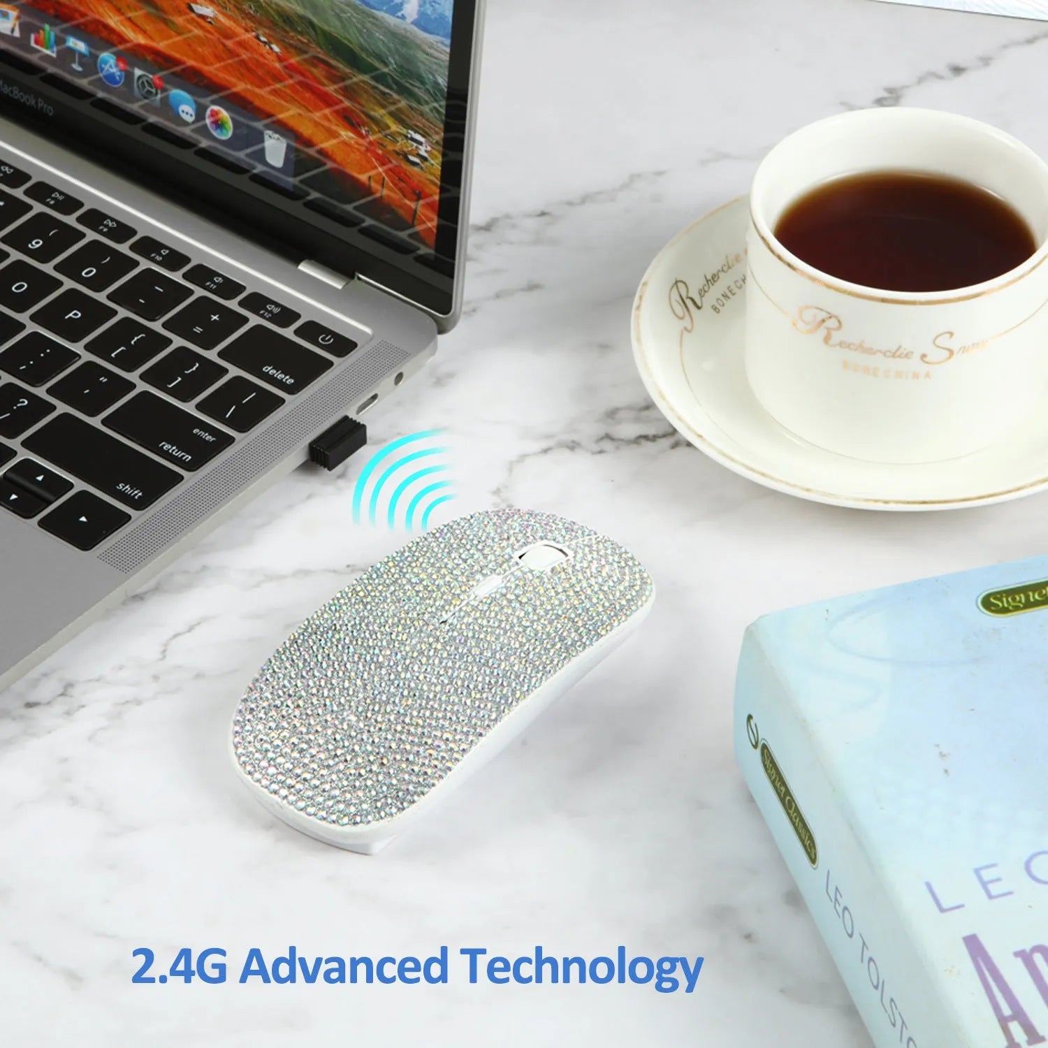 White wireless optical mouse with 4 buttons and 2.4G receiver, 11.2 cm long