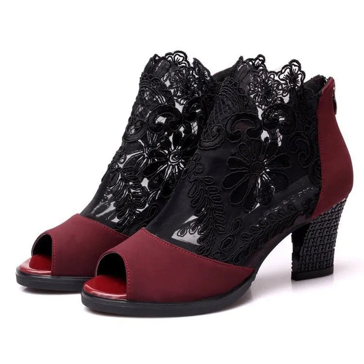 Lucyever women's black lace gladiator sandals with square high heel and zip closure on the ankle strap.
