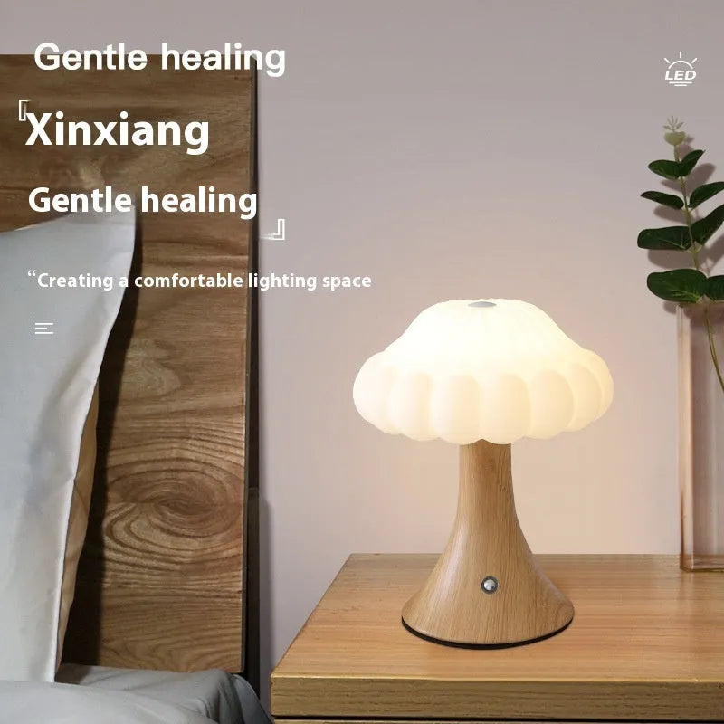 Mushroom-shaped touch control night lamp in various colours for decorative lighting