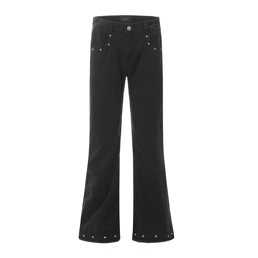 Straight-leg skinny jeans in black cotton fabric with horn-style leg opening and zipper fly