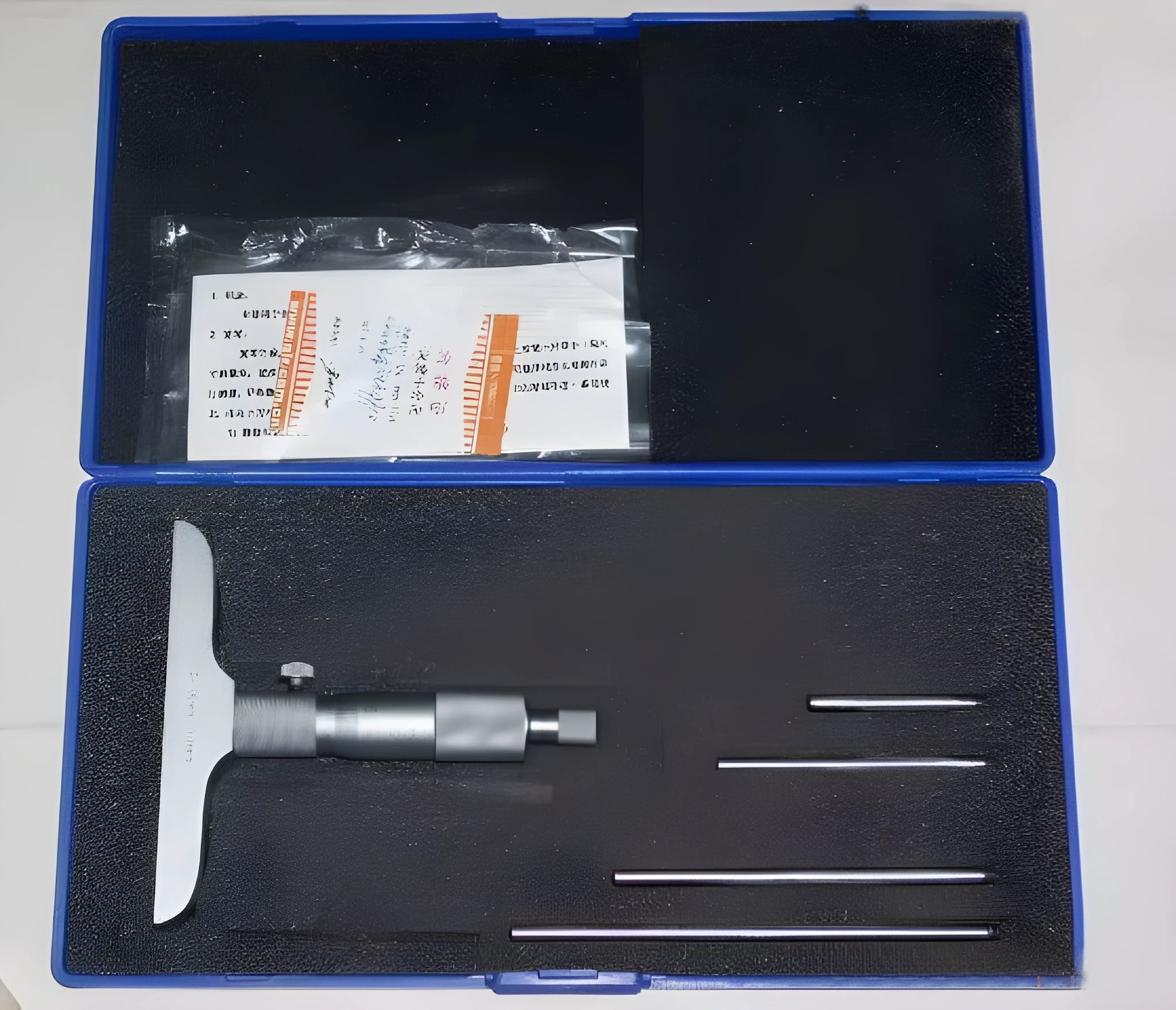 Depth micrometer measuring tool with 0-100mm range and 0.01μm resolution for precision dimensional inspection