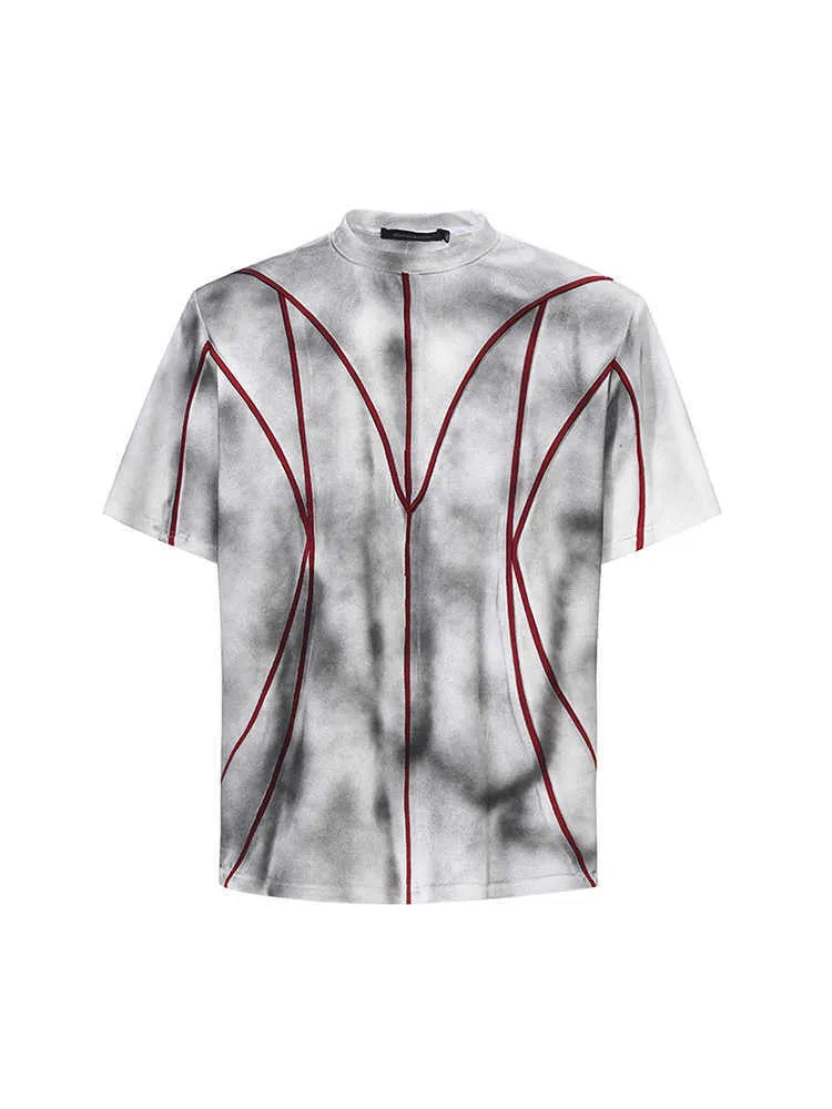 Padded shoulder short sleeve T-shirt with three-dimensional line patchwork detail on a round neck.