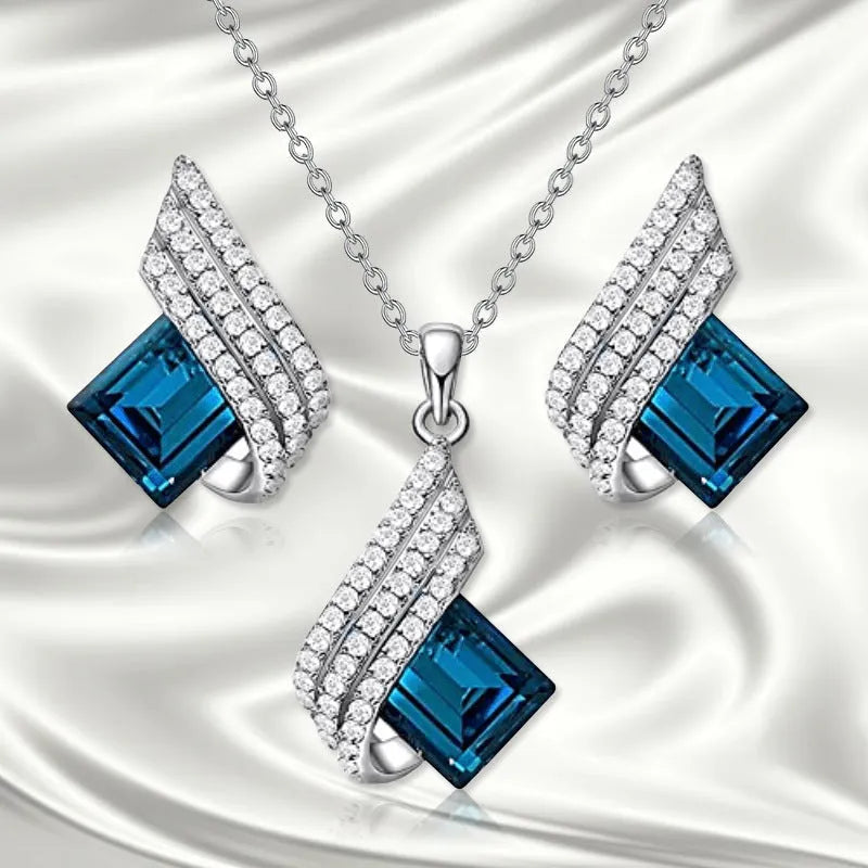 Women's alloy necklace and earring set with glass pendant in European style