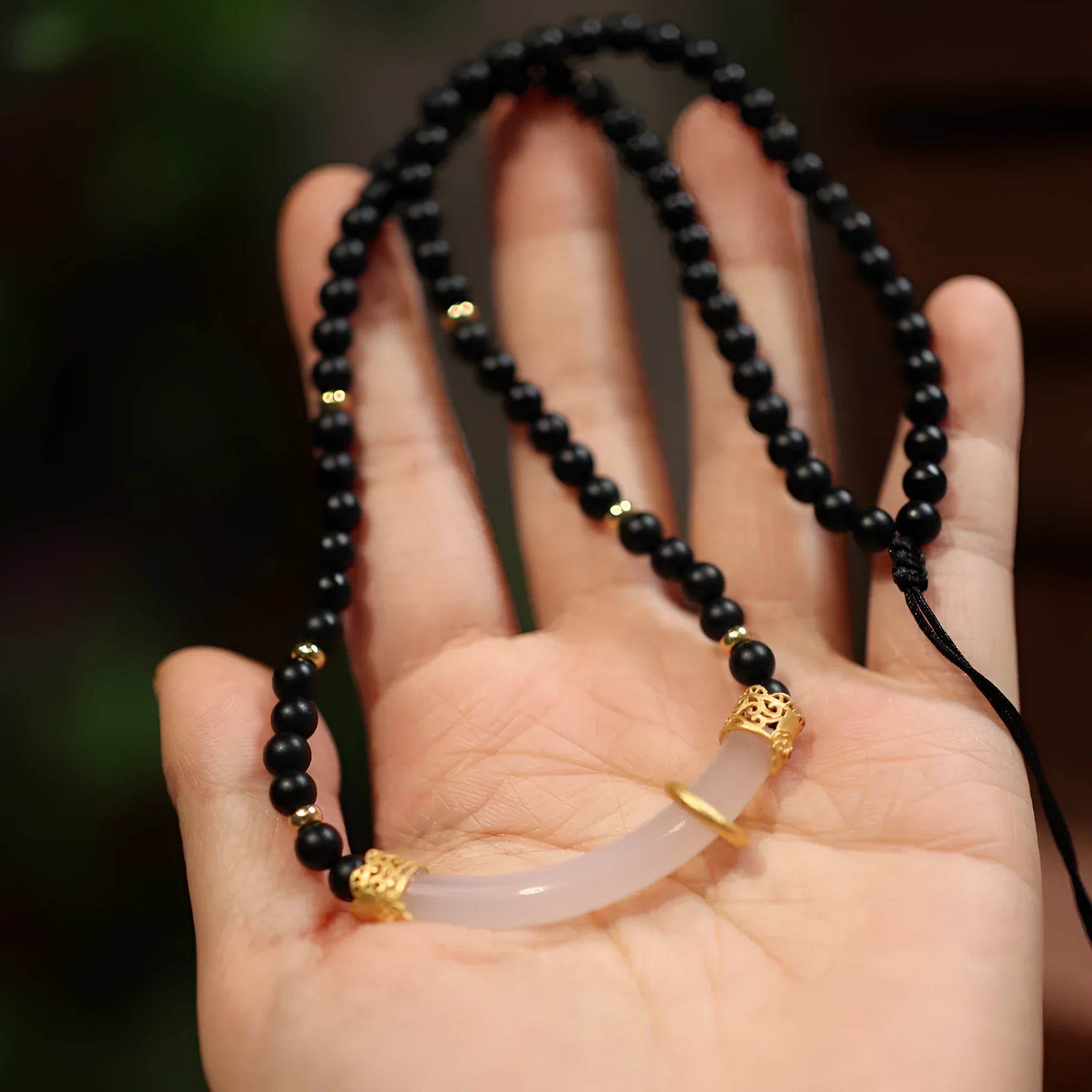 Chinese style frosted black agate and white chalcedony necklace with 925 silver U-shaped pendant