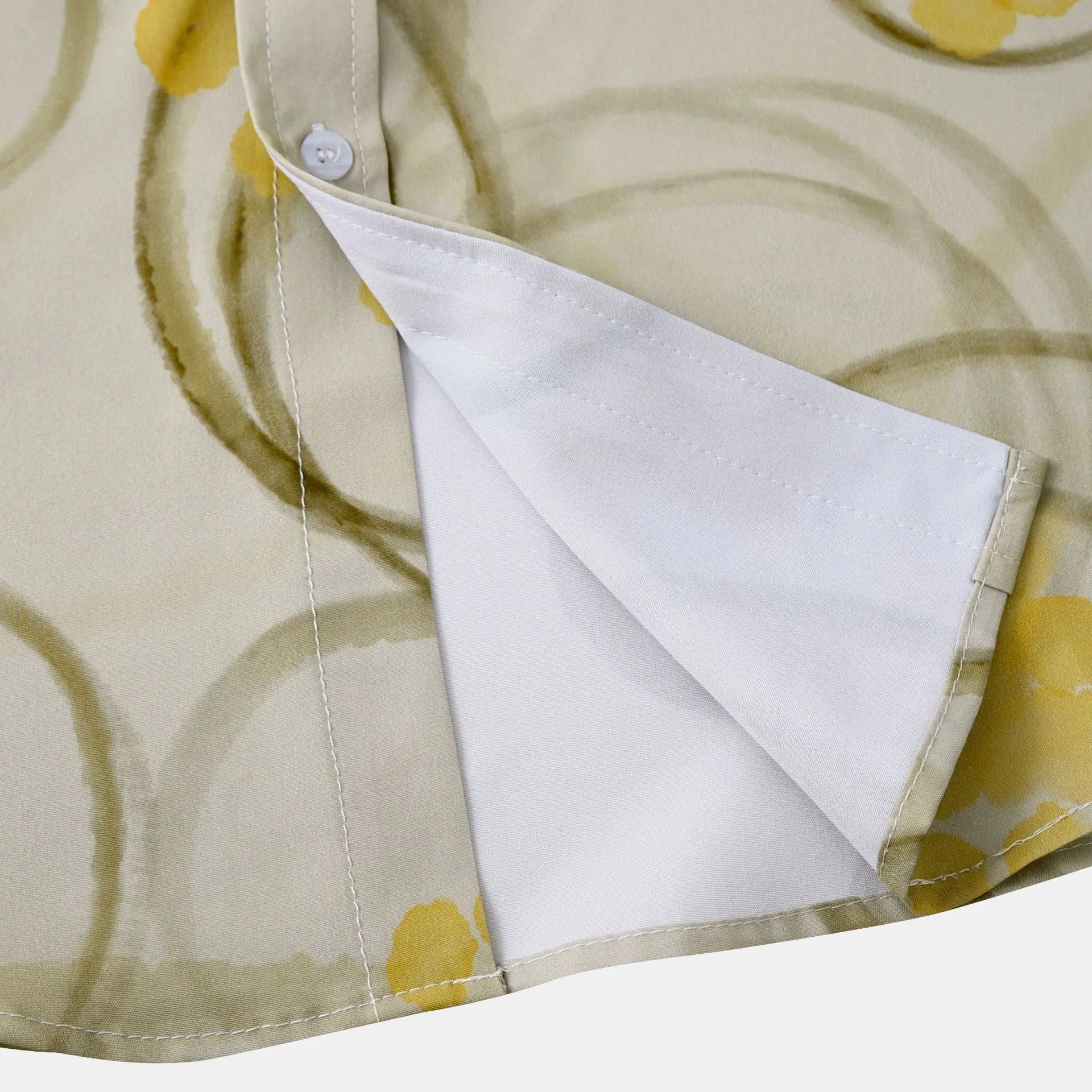 Men's loose printed short sleeve shirt in colour C244, slim fit, polyester fabric