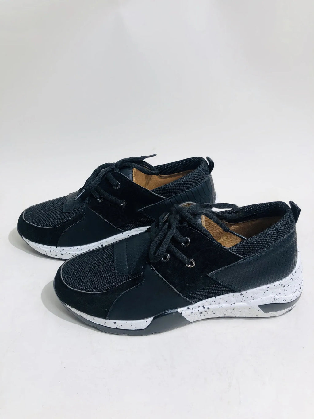Women's casual sneakers with wedge heel in leopard print, suede upper, and plastic sole