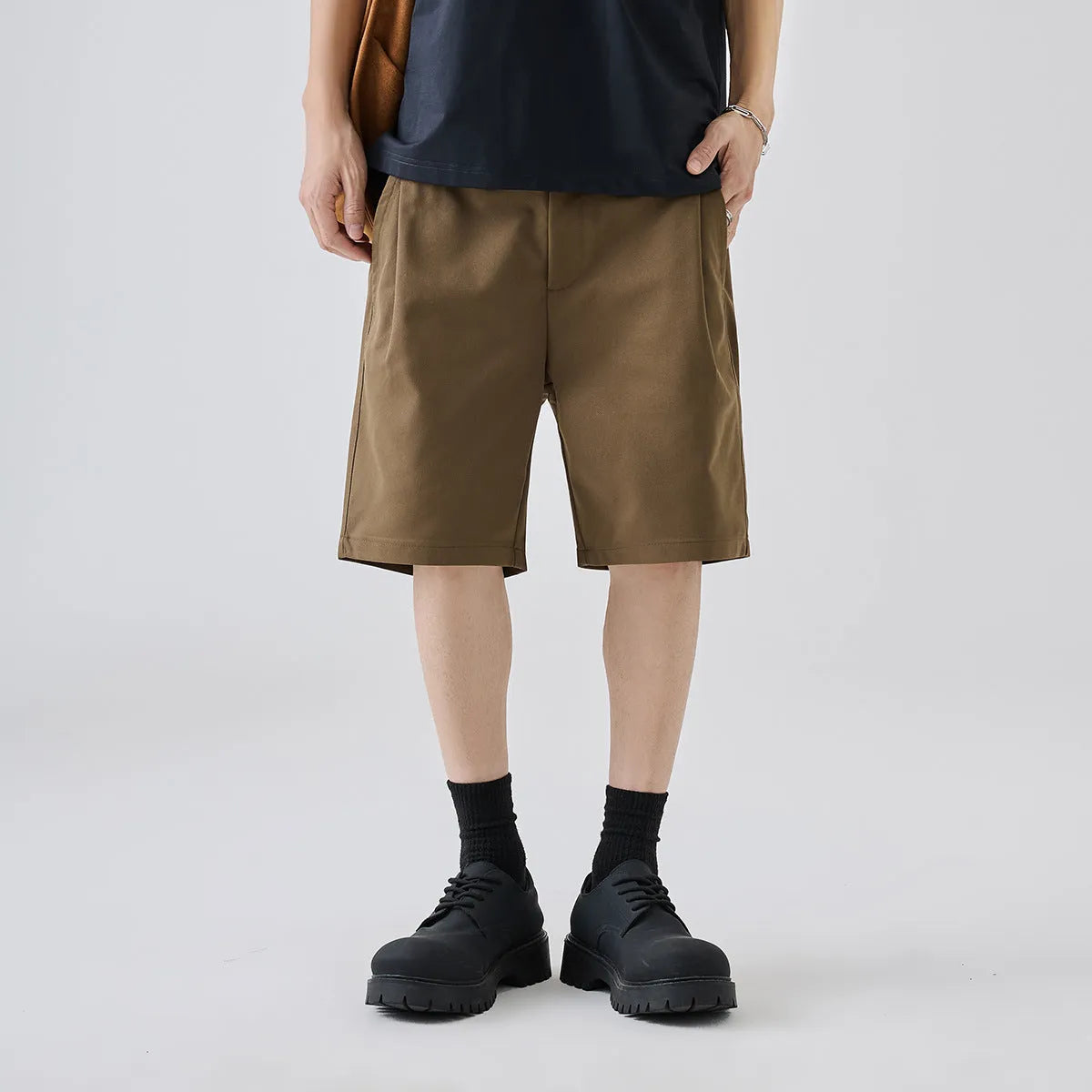 Summer business casual straight-leg trousers in micro-elastic polyester fabric, shorts length