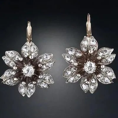 Silver retro creative earrings for women with electroplated finish and alloy construction