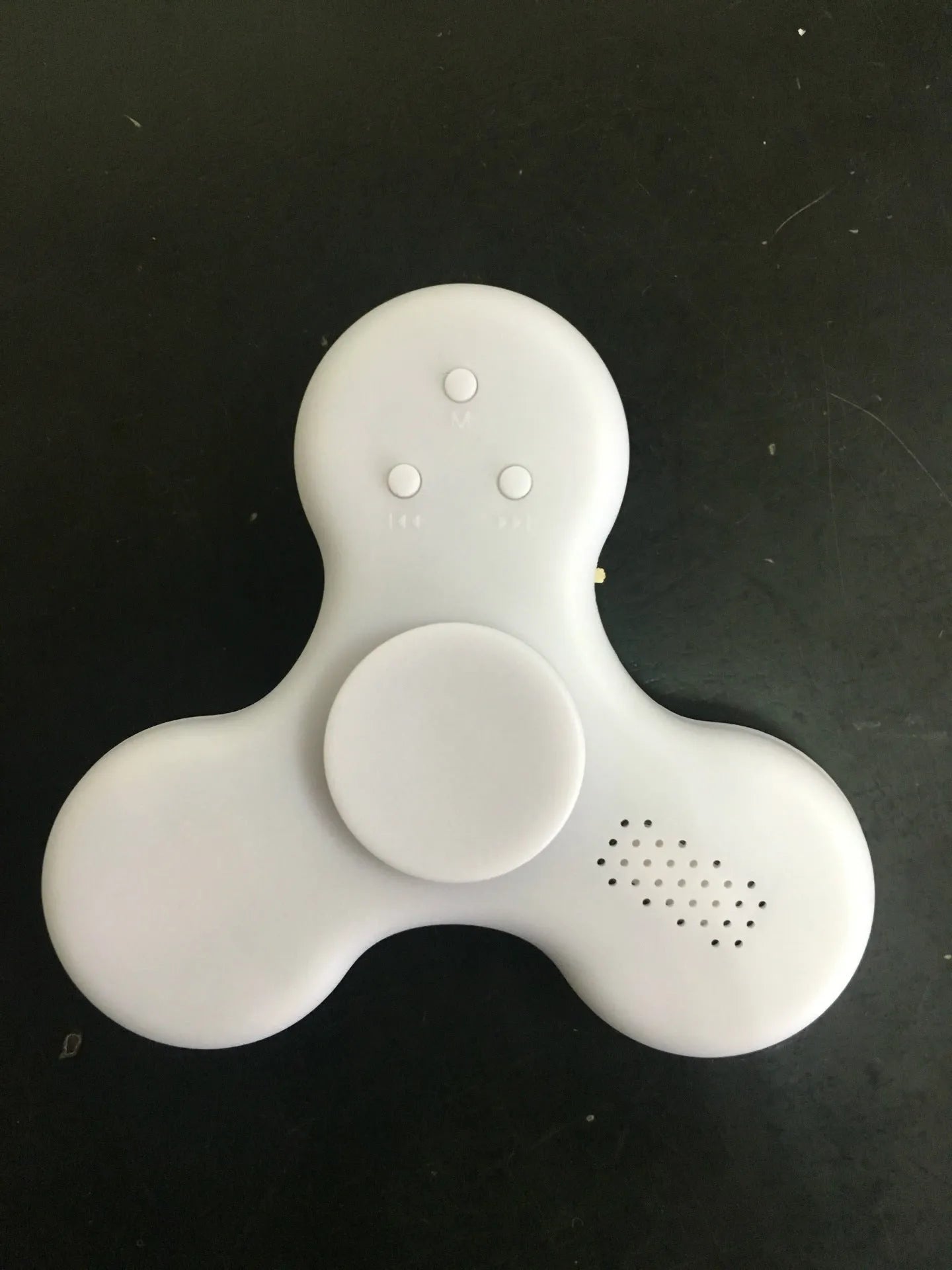 Blue Bluetooth speaker music fidget spinner MP3 player with TF card slot measuring 80mm diameter