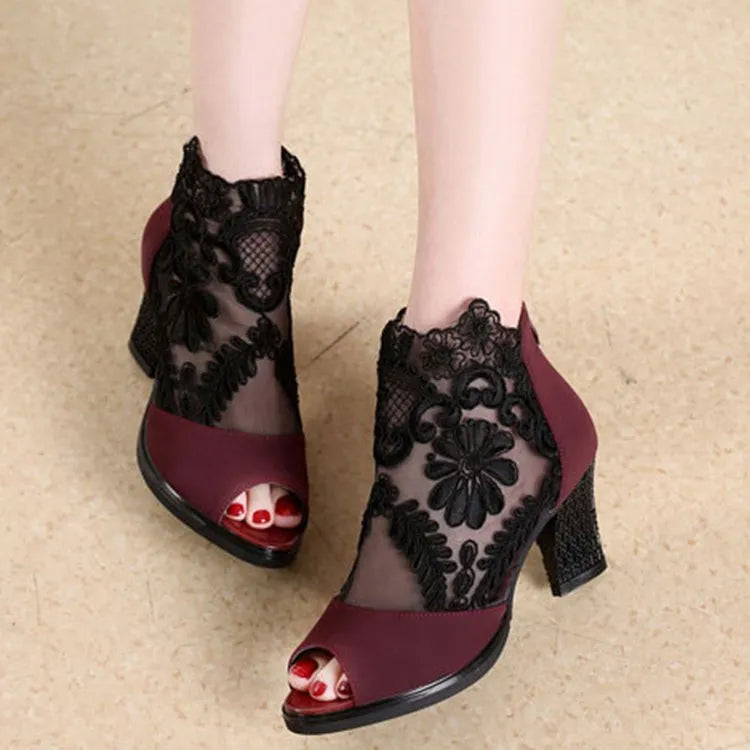 Lucyever women's black lace gladiator sandals with square high heel and zip closure on the ankle strap.