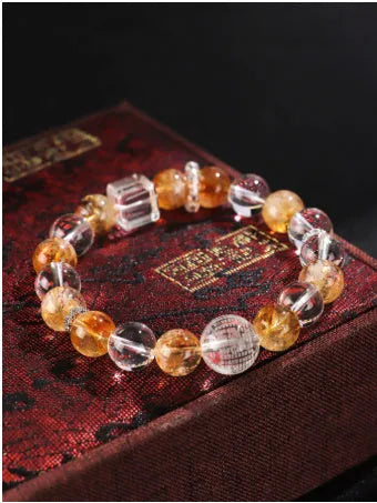 Huang Tajing women's bracelet with white crystal beads and yellow freshwater pearls, handcrafted fashion jewellery