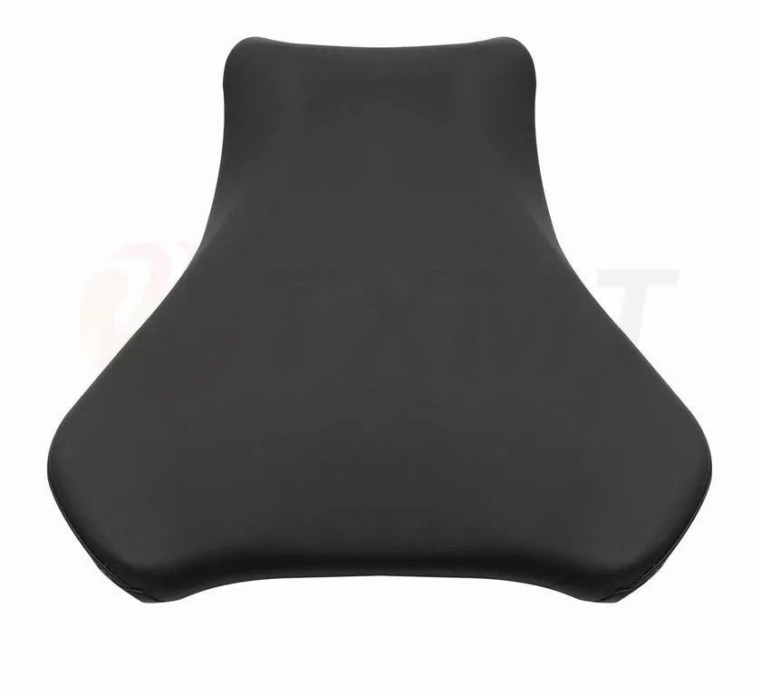 Waterproof PU leather seat cover for Suzuki GSXR1000 motorcycle, shown on seat.