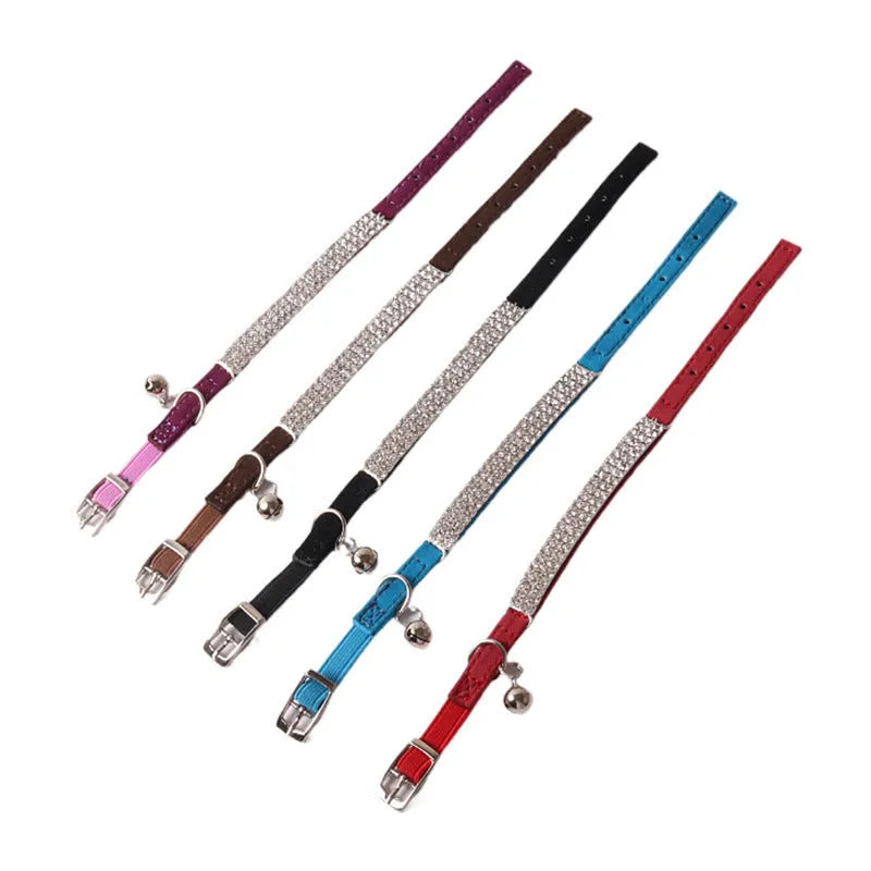 A flocking material cat collar with a flannel lining and an elastic buckle, shown in one of six colours.