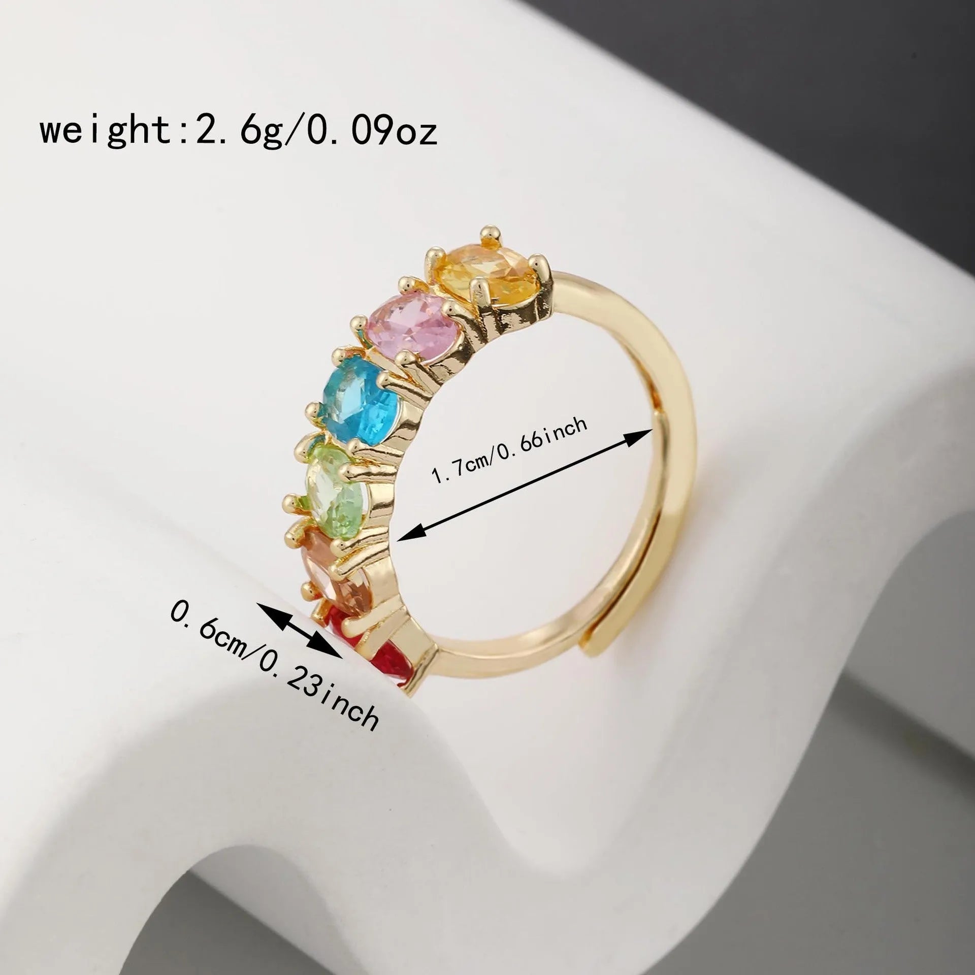 Gold-coloured adjustable women's ring with zircon stone in simple retro design
