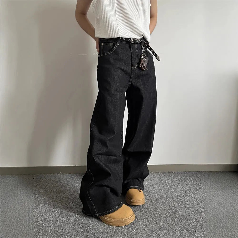 Retro black wide-leg jeans with straight-leg cut and mid waist design