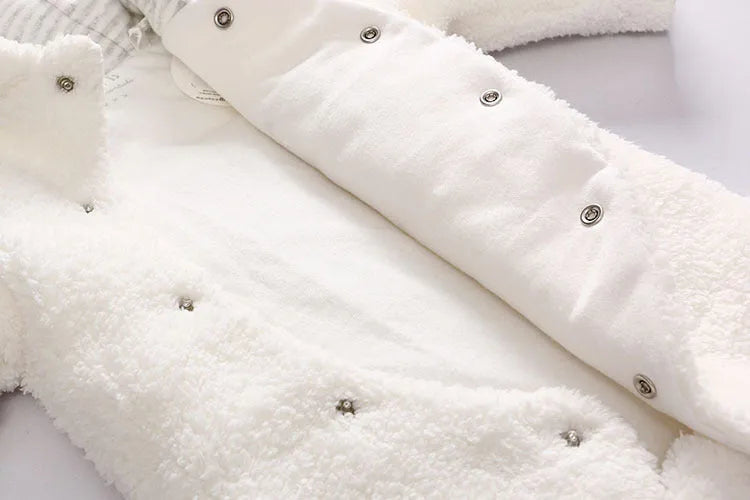 Cotton padded baby jumpsuit with lamb design in marrón, pink, or white colour