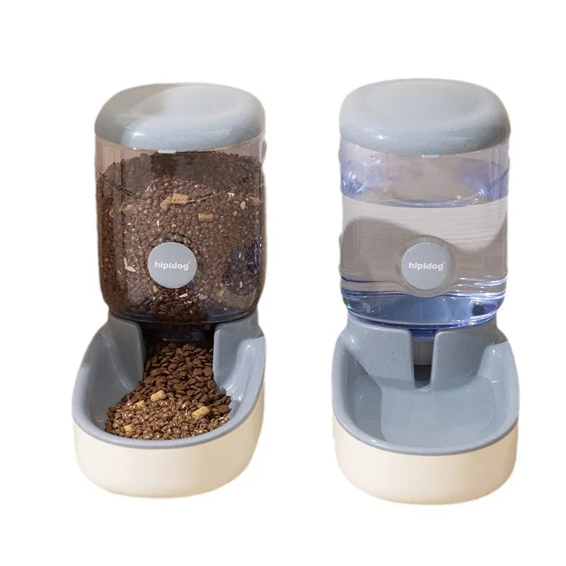 Automatic pet drinker or feeder with 3.8 litre capacity in choice of four colours