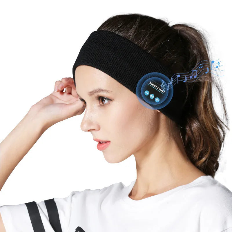 Bluetooth 5.4 sports headband in black, combining an eye mask and scarf with built-in speakers for hands-free audio.
