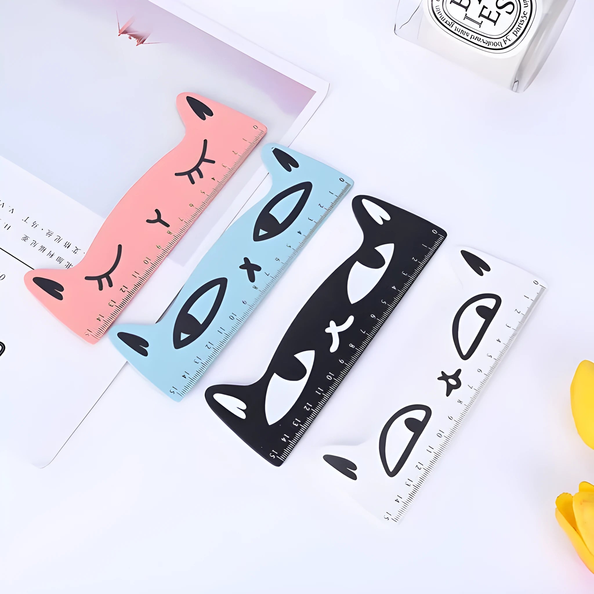 Kawaii 15cm wooden ruler shaped like a cat in candy colour black with centimetre markings