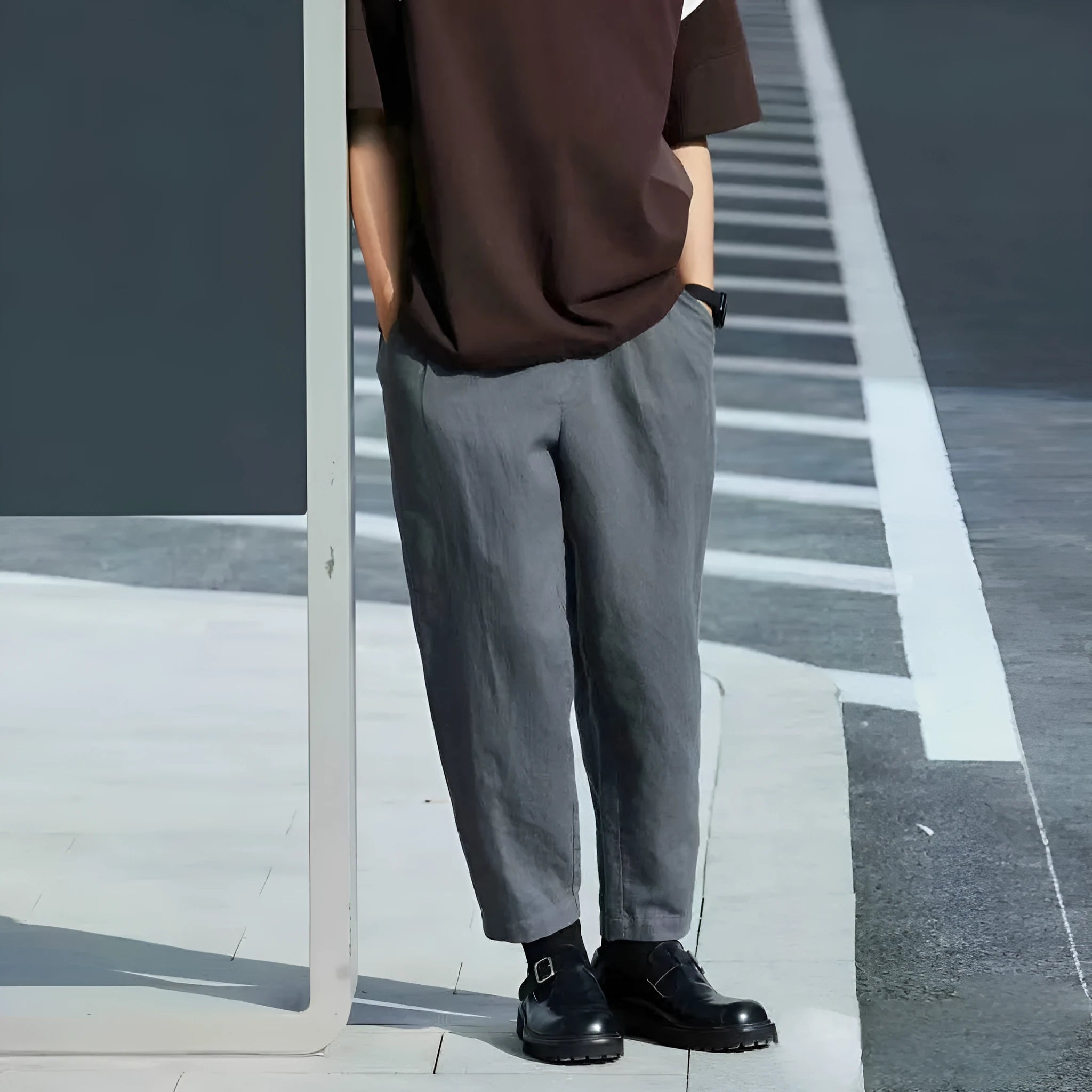 Men's loose straight casual trousers in summer thin fabric with drawstring waist