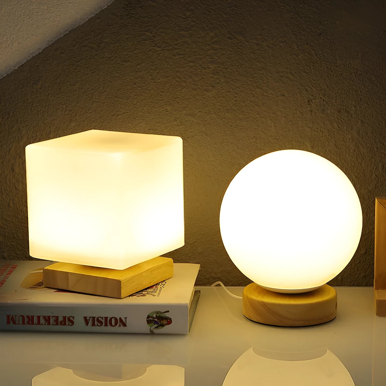 Nordic solid wood USB charging table lamp with touch dimming and flower-shaped white shade.