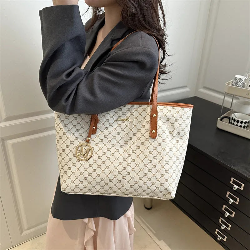 Women's 42cm width PU leather shoulder bag in black, grey, white or brown with street style