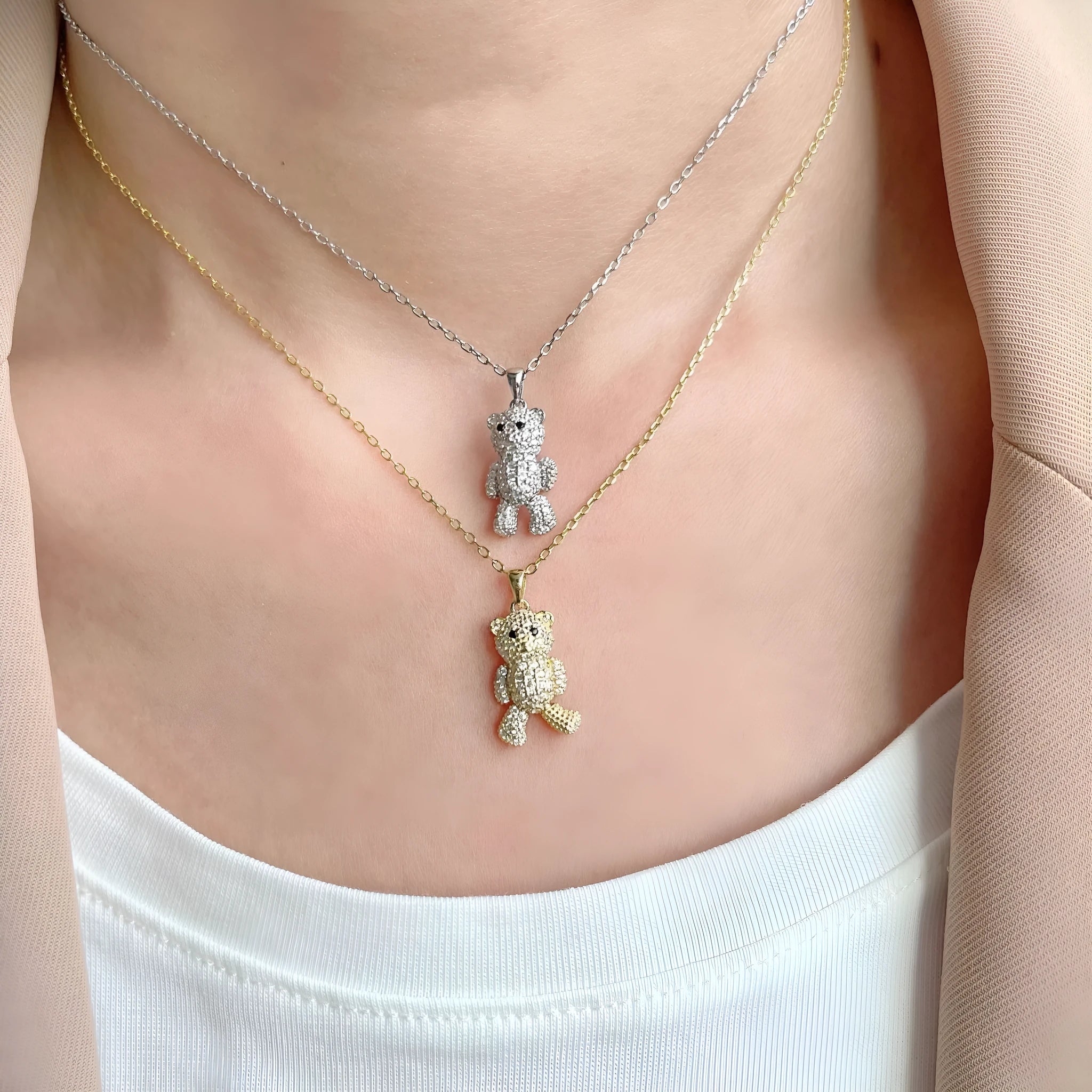 925 silver clavicle necklace with a cute geometric bear pendant in gold or white gold colour for women