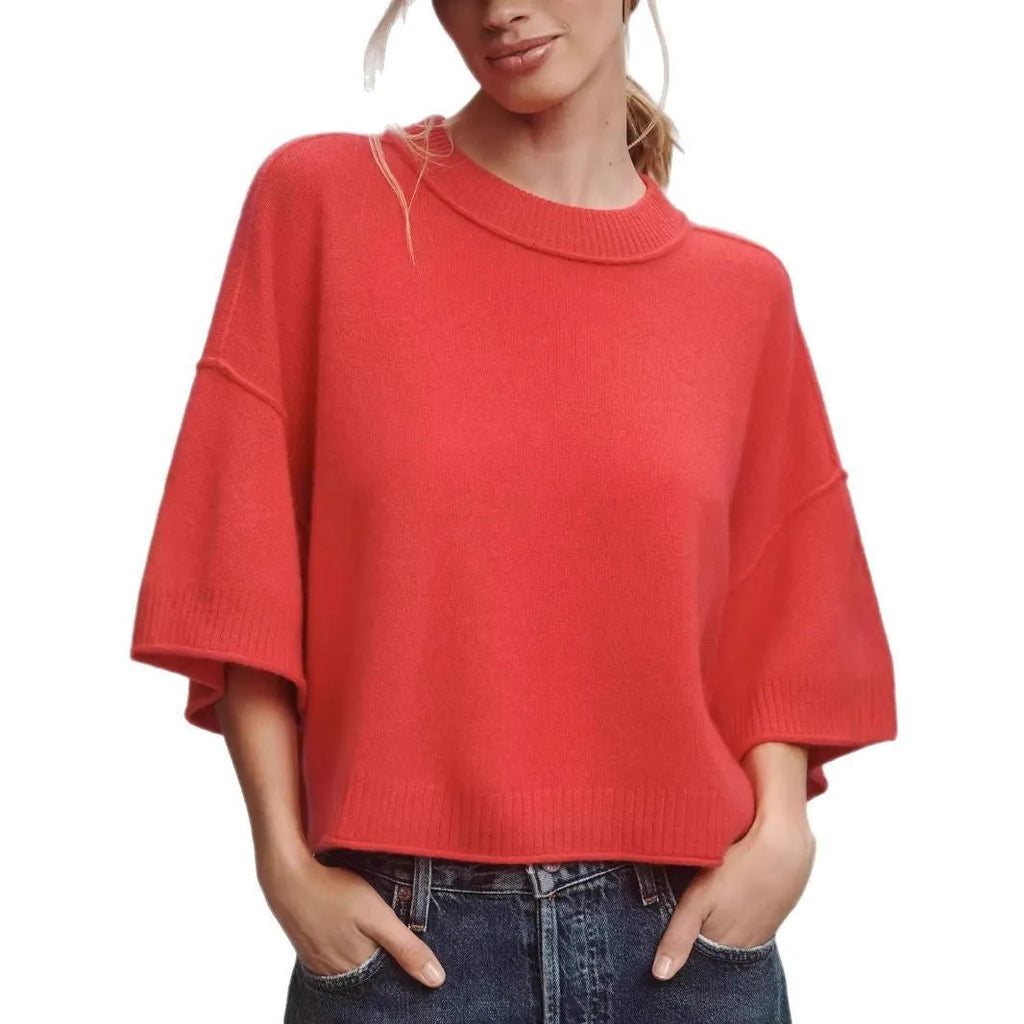 Hot girl style red viscose T-shirt with exposed navel design and regular sleeves