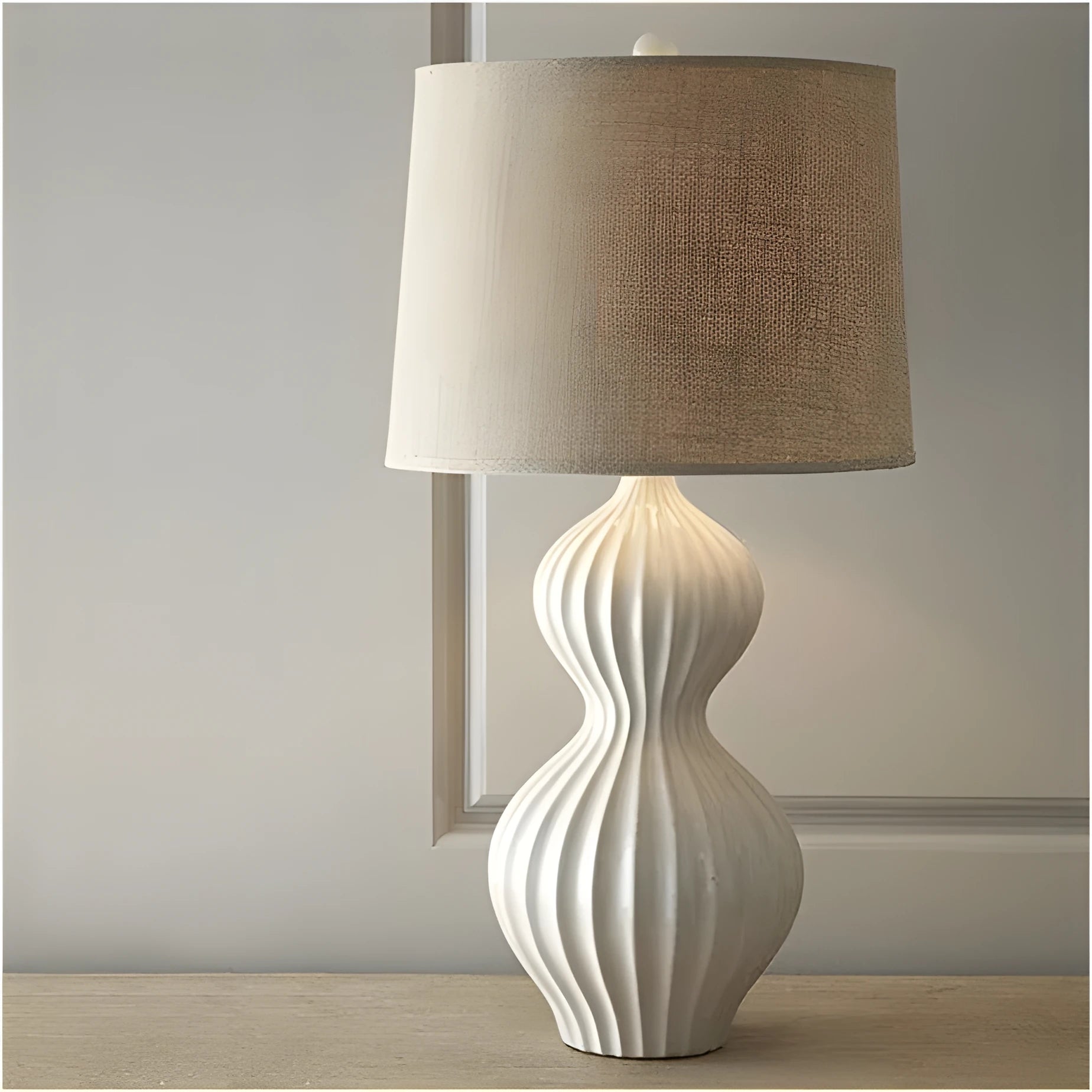 American country style ceramic table lamp with white fabric shade, 62cm tall