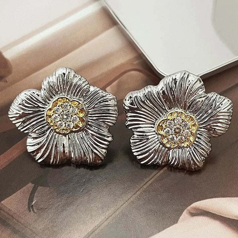 Retro textured copper stud earrings with gardenia floral design in E3002 two-tone colour