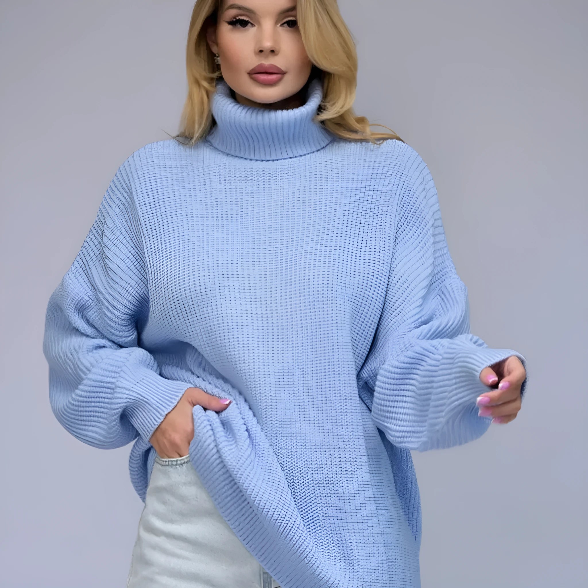 Women's thick imitation cashmere pullover sweater in loose fit with high neck and regular long sleeves