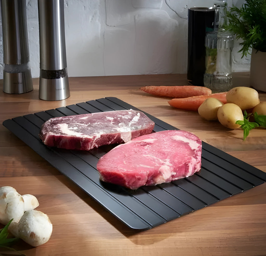 Black aluminum defrosting tray for thawing frozen meat without electricity