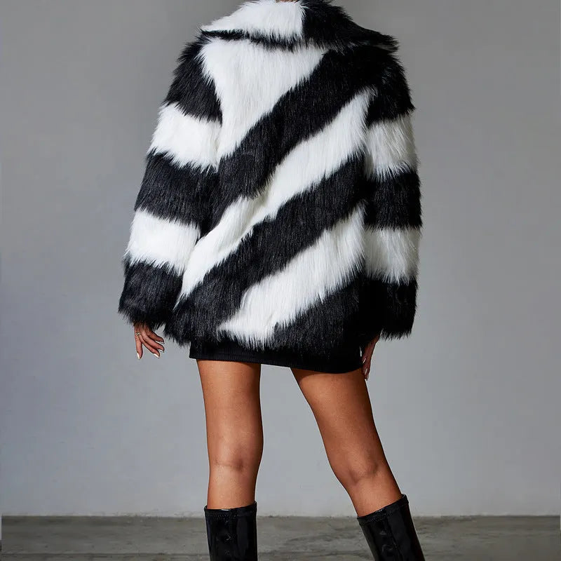 Women's picture colour faux fur coat with a contrasting lapel and a fur collar