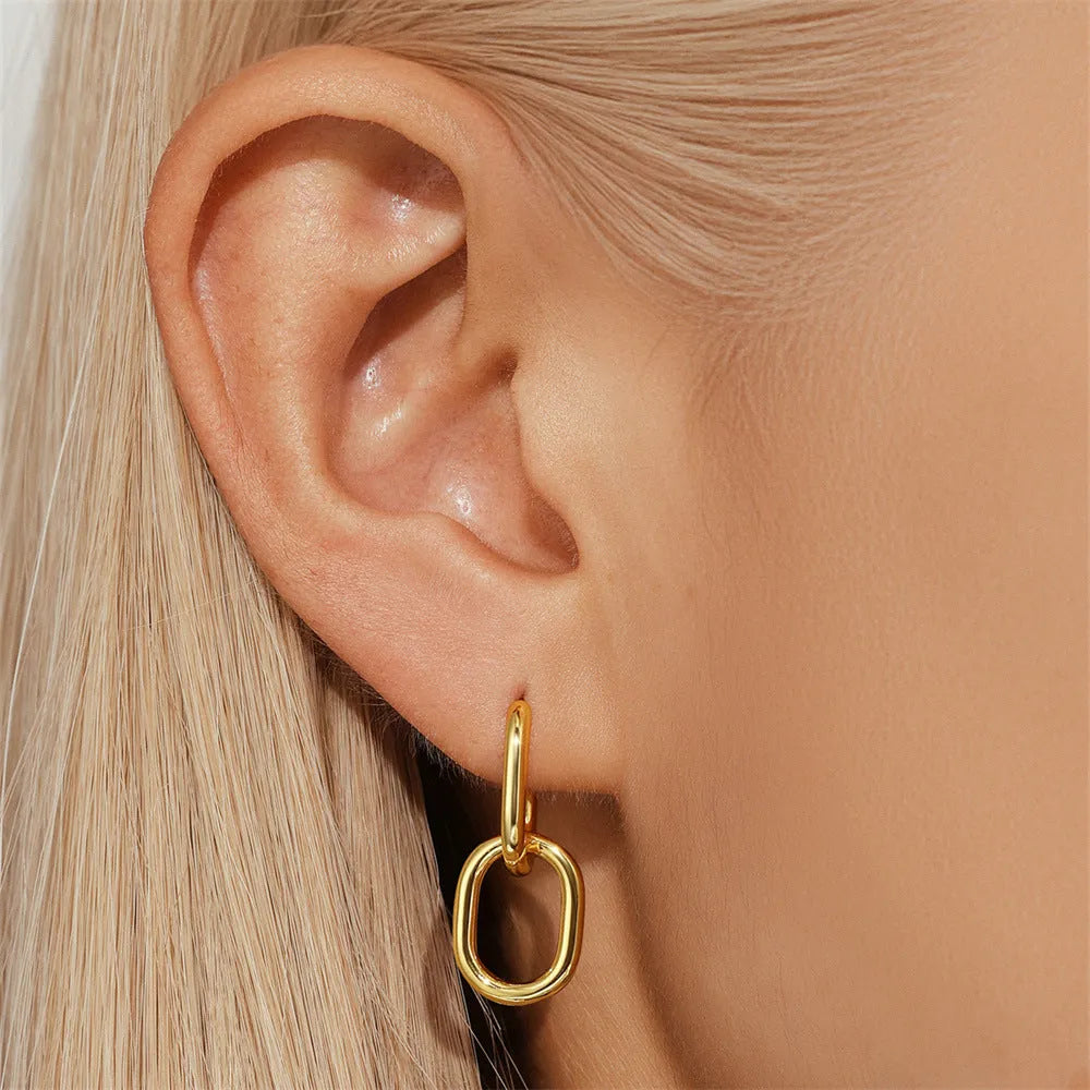 Brass diamond earclip earrings in geometric round design with golden electroplated finish