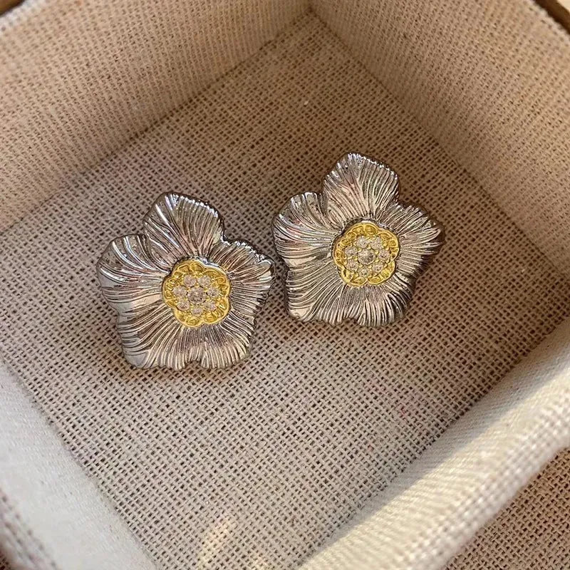 Retro textured copper stud earrings with gardenia floral design in E3002 two-tone colour