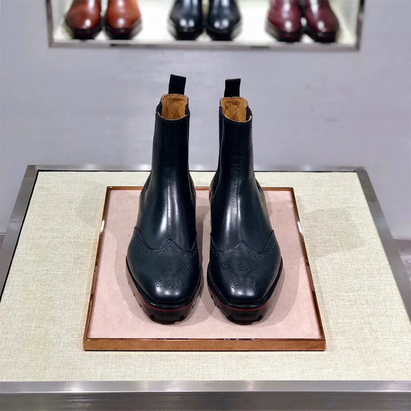 Business casual high-top leather shoes in cowhide with leather soles, black and black-orange colour options.