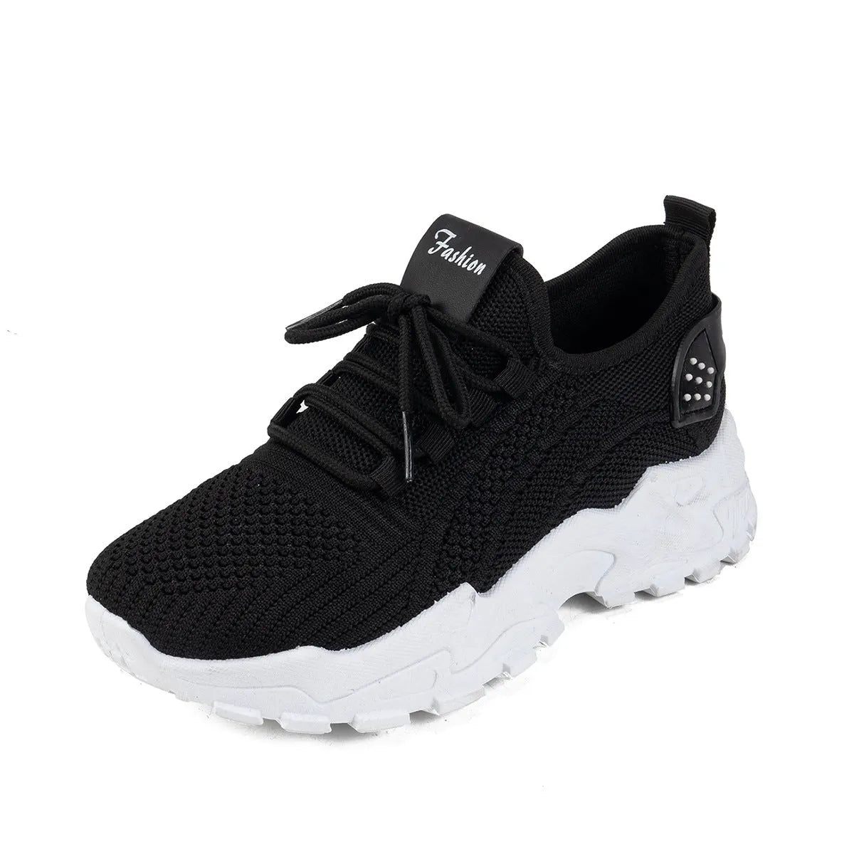 Women's Flyknit mesh casual sports shoes in a flat heel style with a lace-up front.