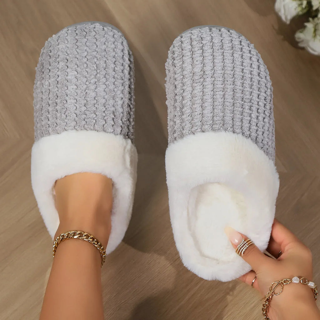 Fluffy plush unisex casual slippers in solid colour with plush upper for indoor wear