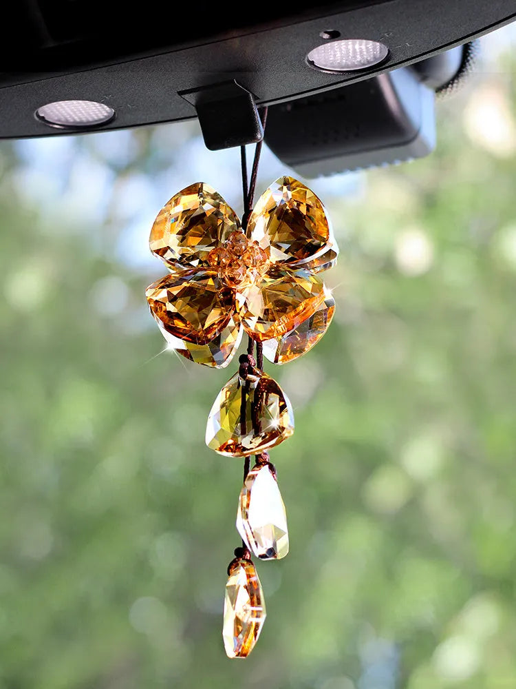 Crystal four leaf grass pendant for car interior decoration, approximately 20cm in size.