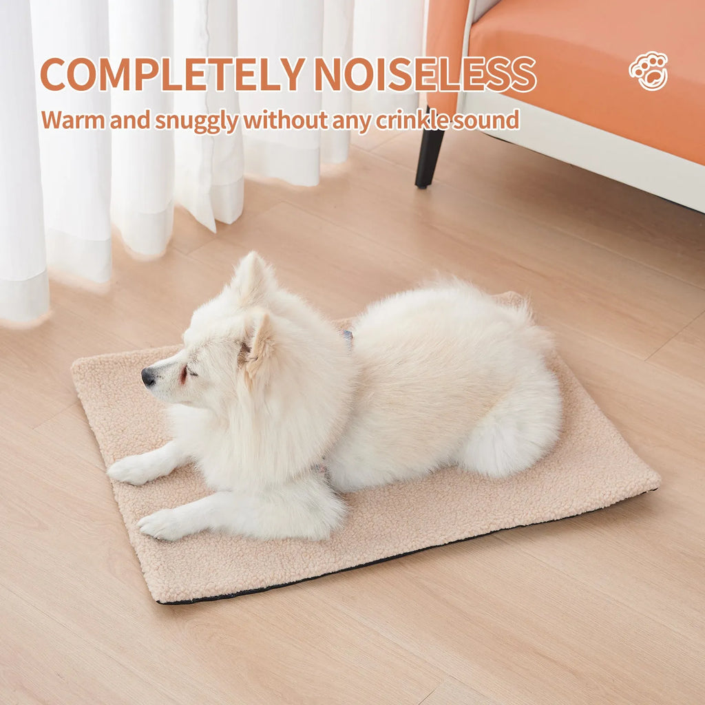 Self-heating plush pet pad for cats available in three colours and two sizes