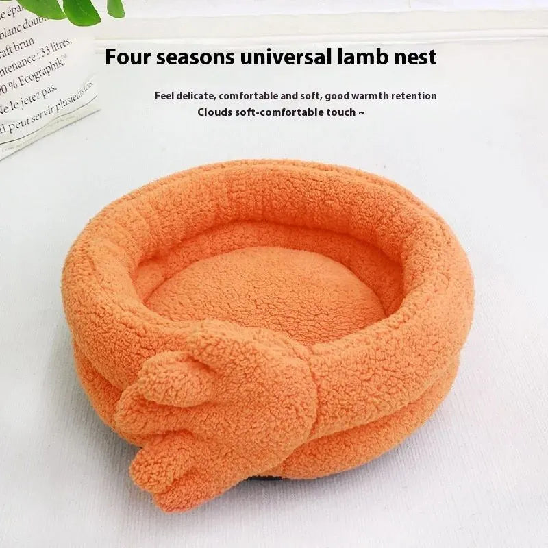 Yellow plush pet kennel with mattress for cats and dogs, showing its 48 cm length.