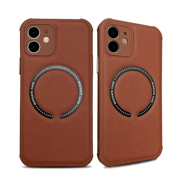 Magnetic TPU phone case for iPhone 14 with MagSafe, back cover in solid black colour