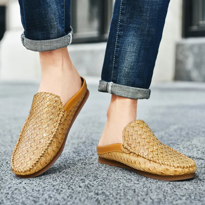 All-matching men's summer plus size slip-on pumps in black, artificial PU upper with plaid pattern, rubber sole, flat heel
