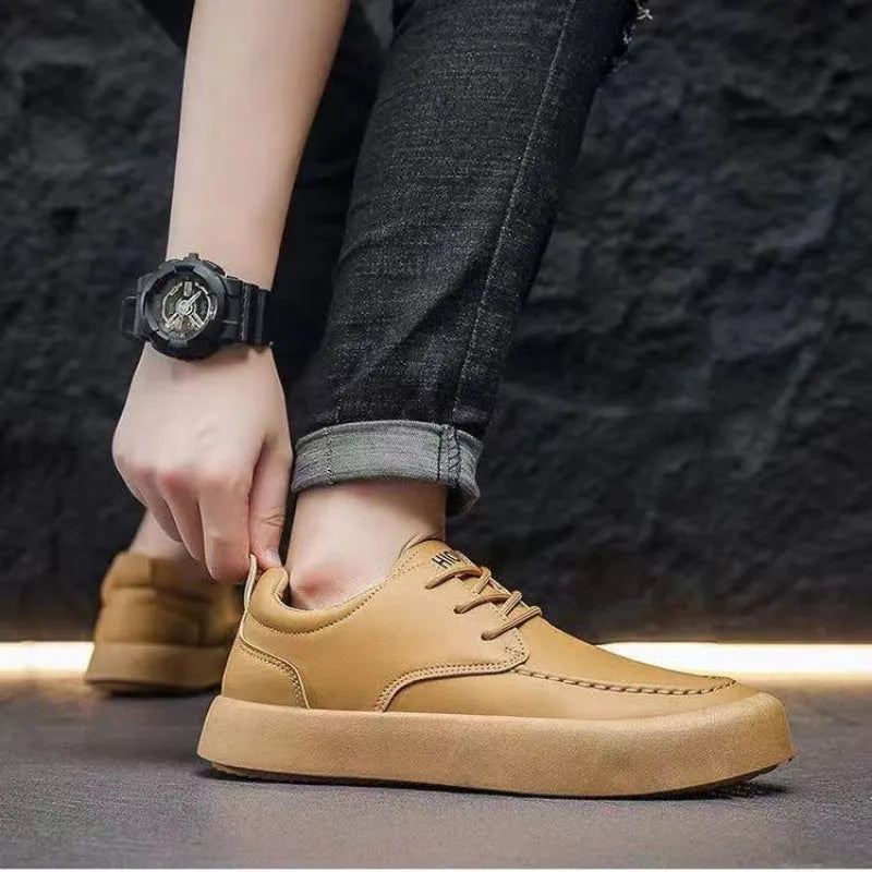 Men's brown casual lace-up shoes with round toe and flat EVA sole