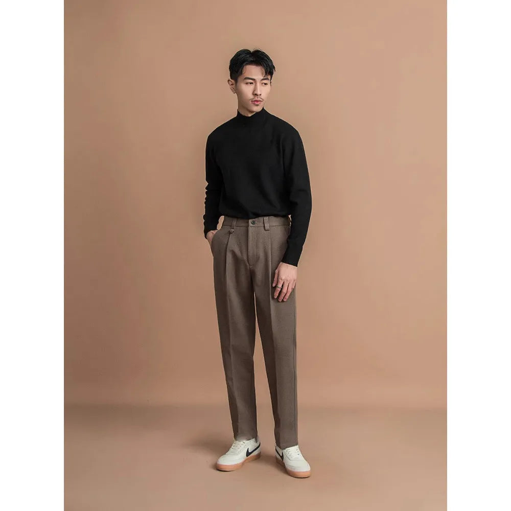 Men's straight-leg trousers in four colours with business-casual styling