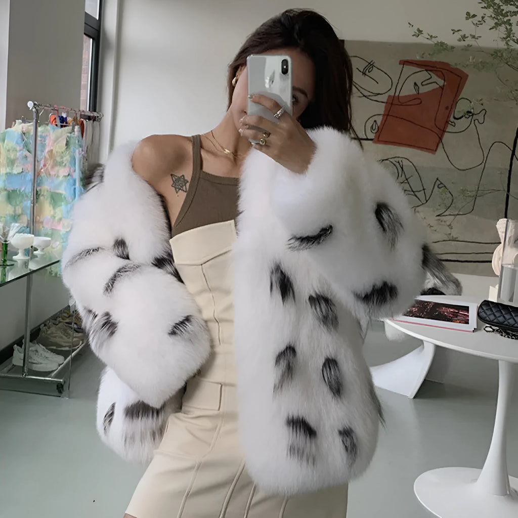 Women's black and white artificial raccoon fur coat in Korean slim-fit style with short length