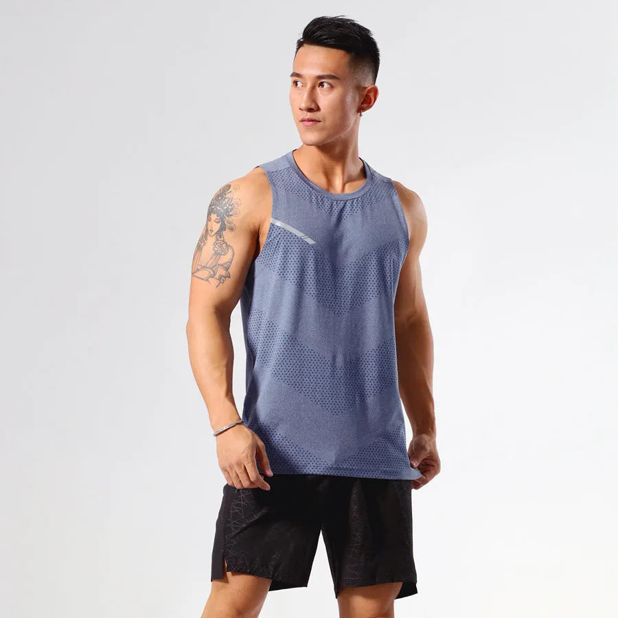 Men's solid colour quick-dry sports tank top in polyester for summer outdoor wear
