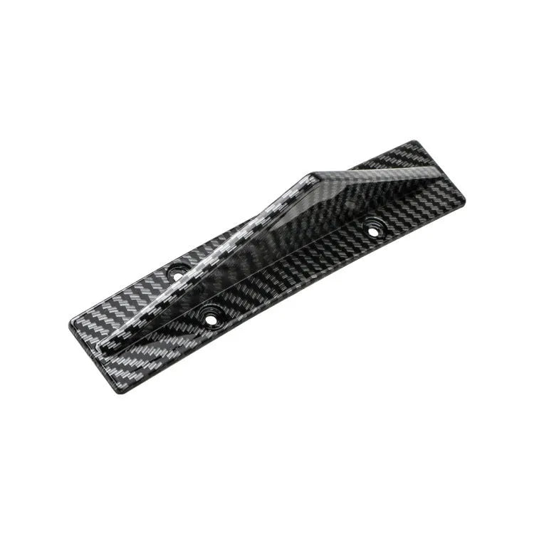 Set of four universal triangle rear spoilers for cars in bright black and carbon fibre finishes
